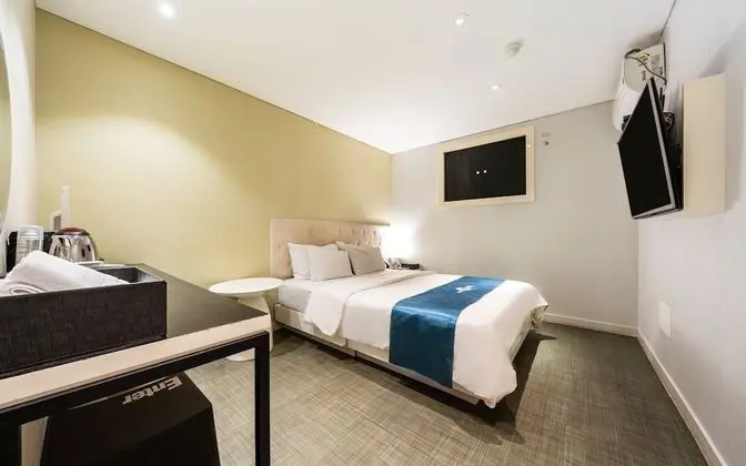 Cheonho Hotel The Blue - Oda