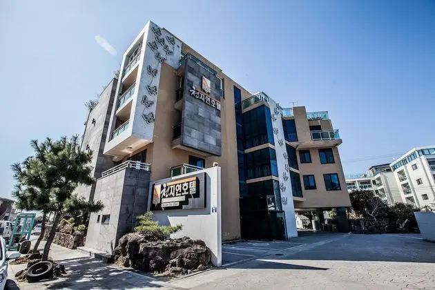 Cheonjiyeon Hotel - Dış Mekan