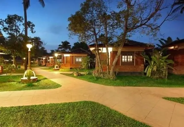 Cherai Beach Resort