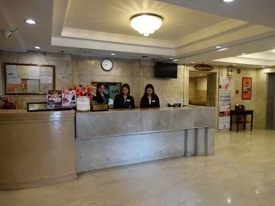 Cherry Blossoms Hotel - Lobi