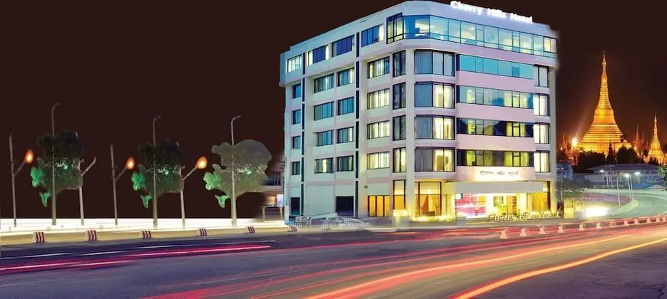 Cherry Hills Hotel