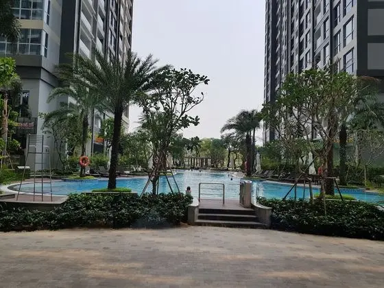 Cherry Vinhomes Central Park - Havuz