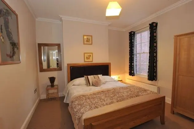 Chester Apartments - Oda