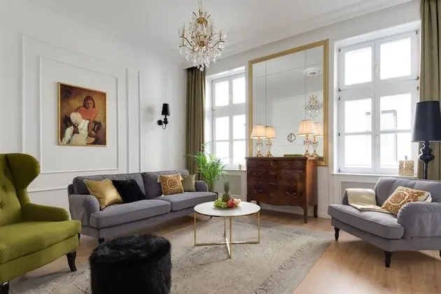 Chestnut & Eliza Suites - Superior Homes