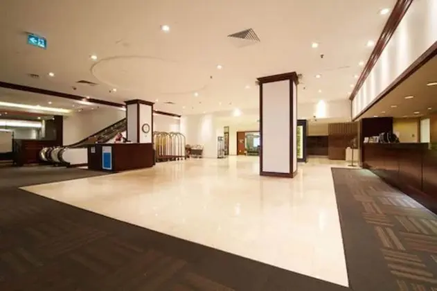 Chestnut Residence - Campus Accommodation - Lobi