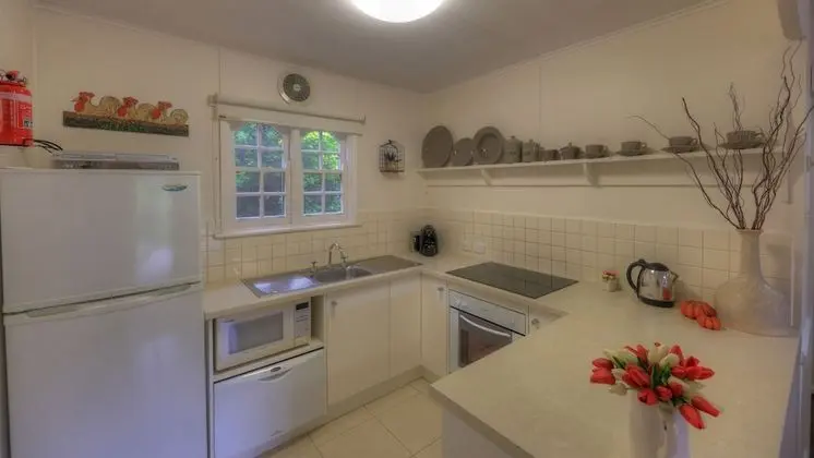 Chestnut Tree Holiday Apartments - Mutfak