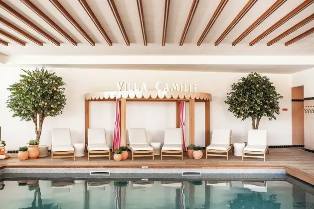 Hotel Chez Camille - Havuz