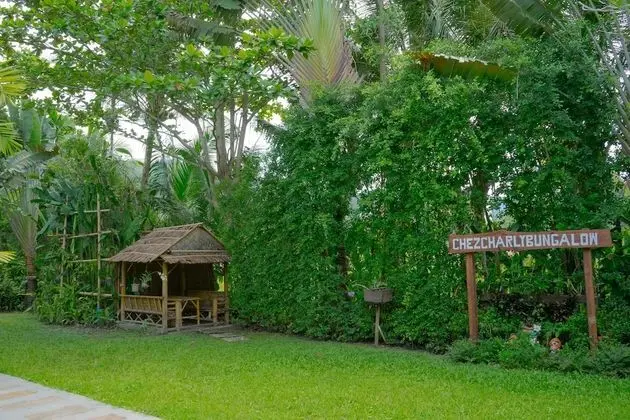Chez Charly Bungalow - Dış Mekan