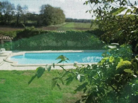Chez Janie Hirst - B&B - Havuz