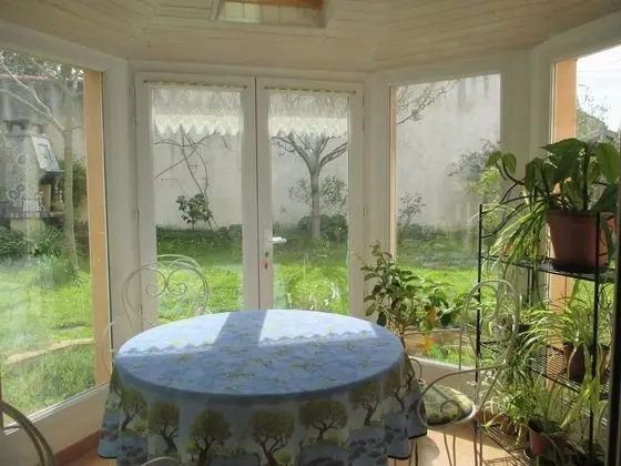 Chez Mélody - Lobi