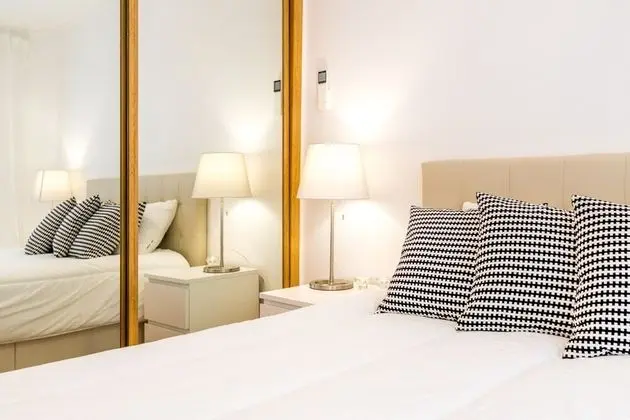 Chiad1 · Duque 53 Amazing Terrace · Netflix · AC - Oda