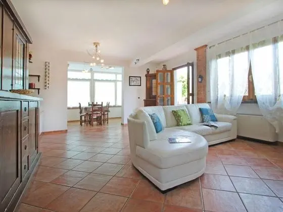 Chiara Forte dei Marmi - Oda
