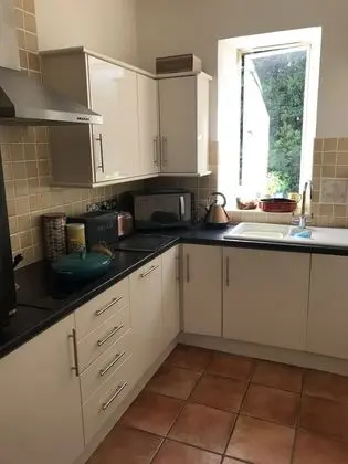 Chic 2 bed Apartment With Parking, in Salcombe, - Mutfak