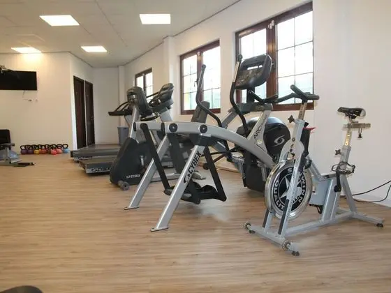 Chic Apartment in Willemstad Surrounded by Tropical Garden - Fitness