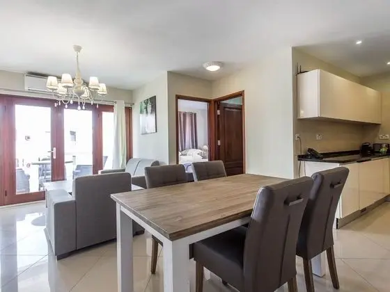 Chic Apartment in Willemstad Surrounded by Tropical Garden - Oda Düzeni