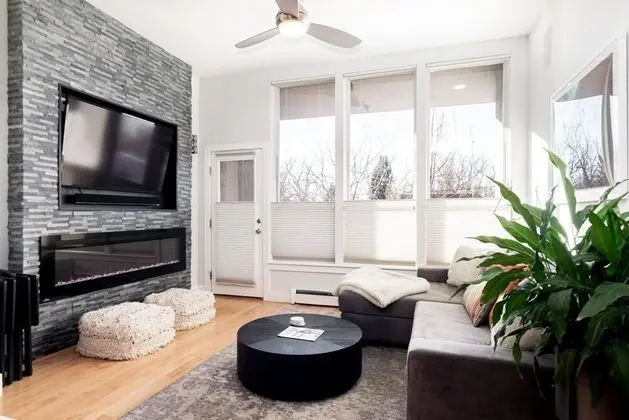 Chic City Park Home Rooftop Deck Views - Oda Düzeni