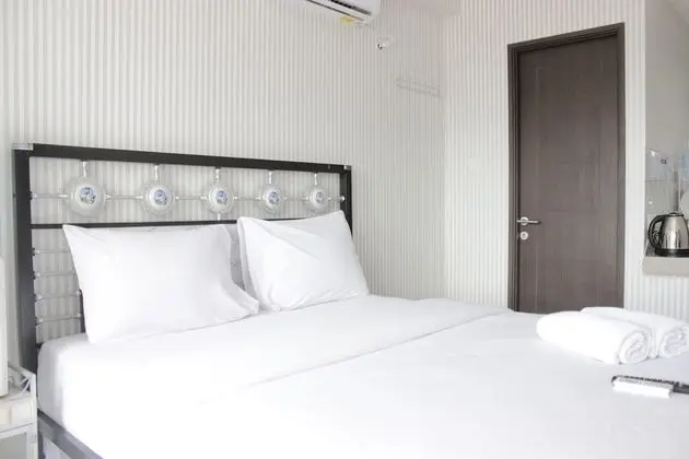 Chic and Comfy Studio Room at Mekarwangi Square Apartment Cibaduyut - Dış Mekan