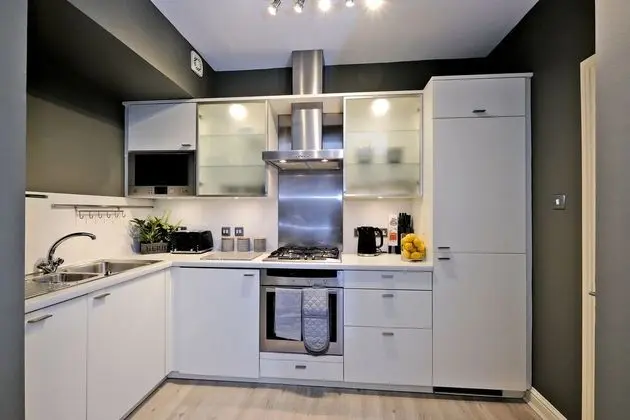 Chic and Contemporary Aberdeen Home Near to Hazlehead Park - Mutfak
