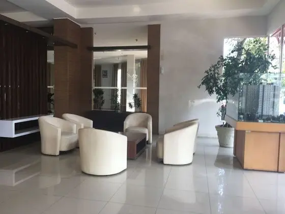 Chic and Cozy 2BR Apartment at Pinewood Jatinangor near JATOS - Lobi