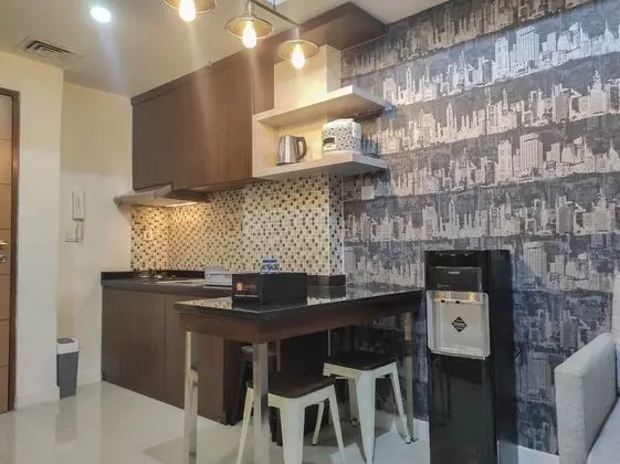 Chic And Cozy 2Br At Vida View Apartment - Lobi