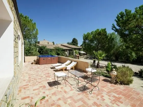Chic Farmhouse with Sauna, Whirlpool, Patio, Hot Tub, Garden - Öne Çıkan Resim