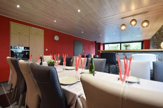 Chic Holiday Home in Noville With Sauna - Yerinde Yemek