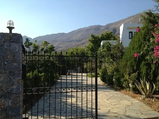 Chic Villa in Lefkogia Crete With Swimming Pool - Lobi