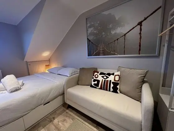 Chic Loft Studio Apt Close to Town - İç Mekan