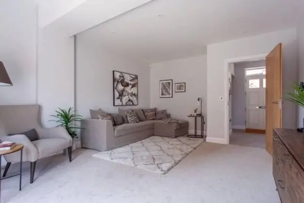 Chic Luxurious Townhouse - Central Marlow