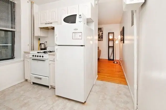 Chic & Modern 2 BR on Upper East Side - Mutfak