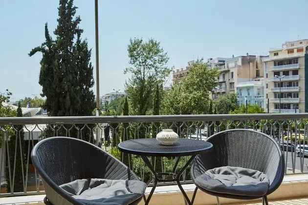 Chic One Bd Apartment with Hilton View