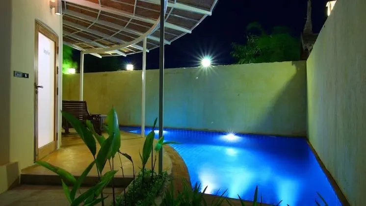 ChiCChiLL @ Eravana, eco-chic pool-villa, Pattaya - Oda