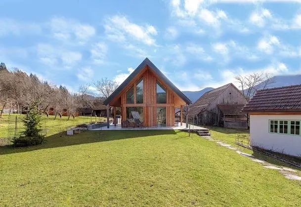 Child Friendly Chalet Bale-bale