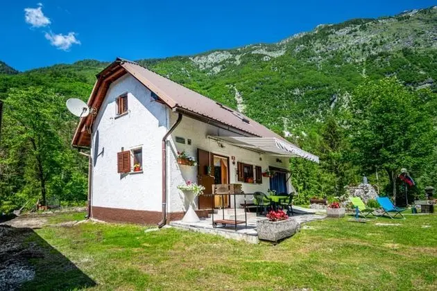 Child Friendly House Lepena