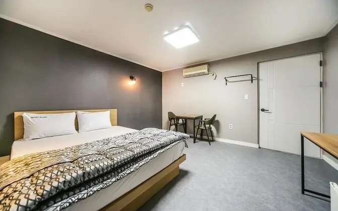 Chilgok Seokjeok Mont Blanc