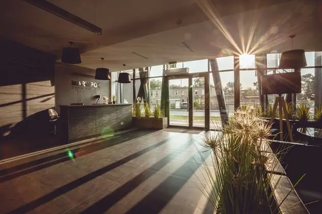 Chill Apartments Airport Apartments - Lobi