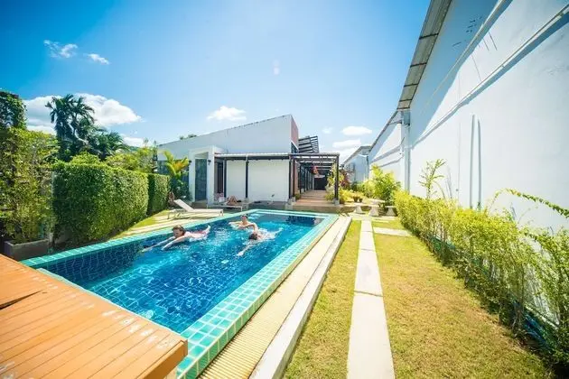 ChillHub Hostel - Havuz