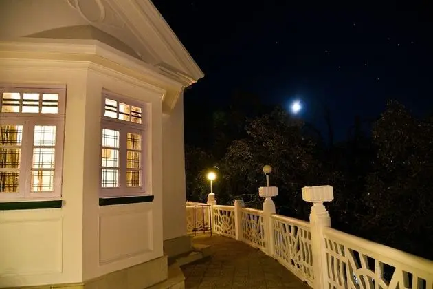 Hotel Chimney House by OpenSky, Mussoorie - Oda Düzeni