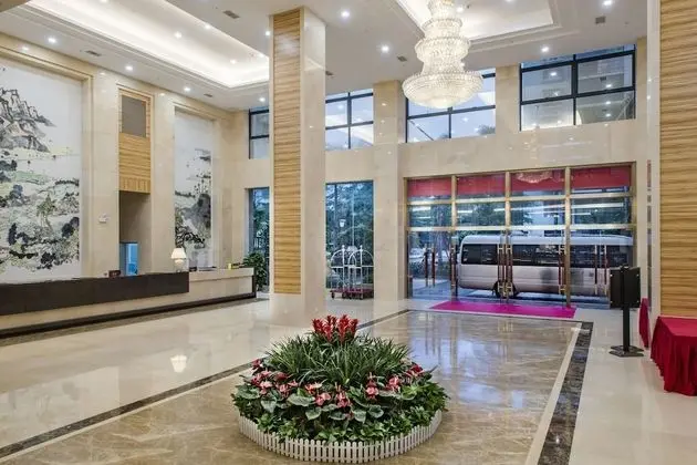 China Japan Friendship Exchange Center of Hainan University - Dış Mekan