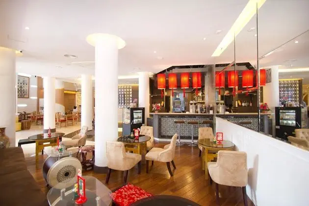 Chinatown Hotel - Bar