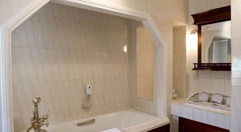 Chiseldon House Hotel