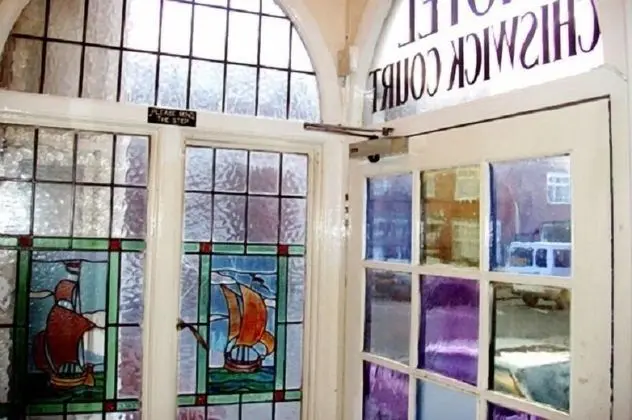 Chiswick Court Hotel - B&B