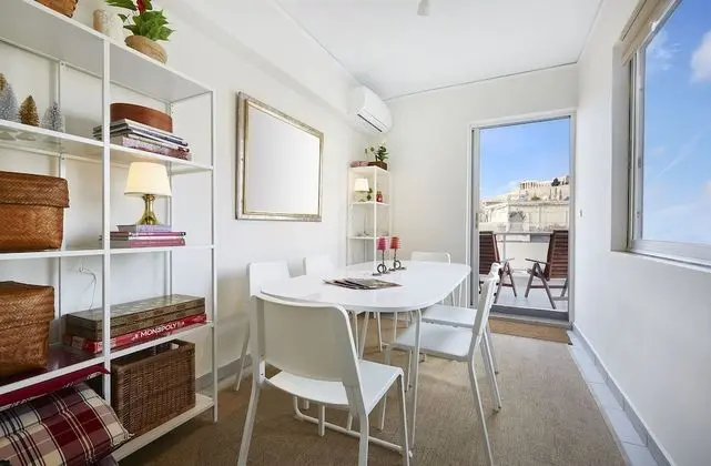 Chloe Boutique Apartments