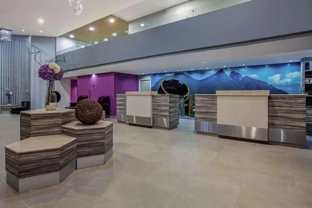 CHN Hotel Monterrey Centro, Trademark by Wyndham - Lobi