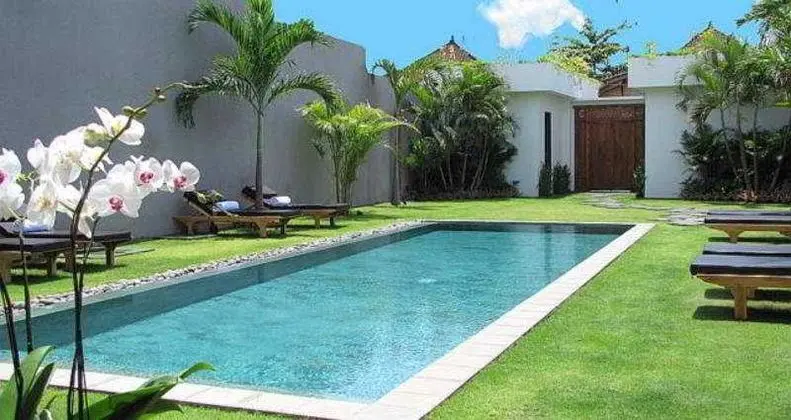 Villa Chocolat - Havuz
