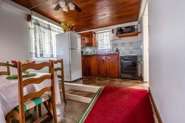 CHOLSON CHALETS LIMITED - Oda Düzeni