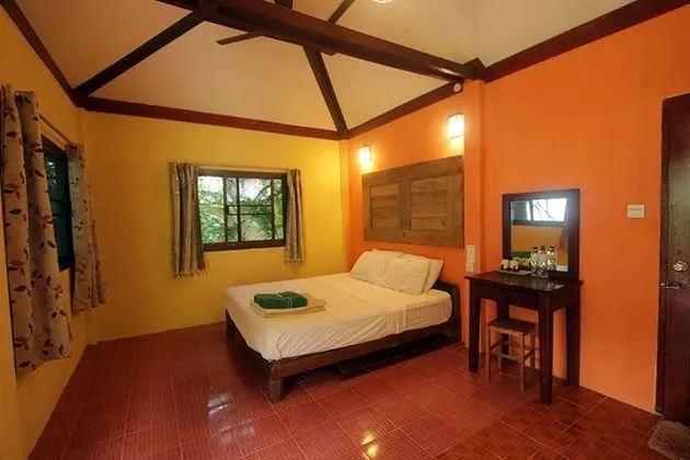 Chomjan Beach Resort - Oda