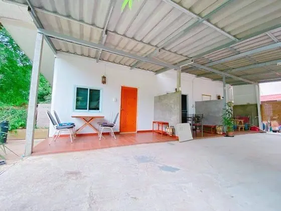 Chomlay Restaurant & Room for Rent - Dış Mekan
