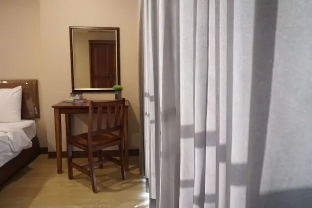 Chompu Nakarin Apartment - Oda