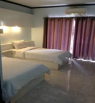 Chonlapruk Lakeside Hotel - Oda